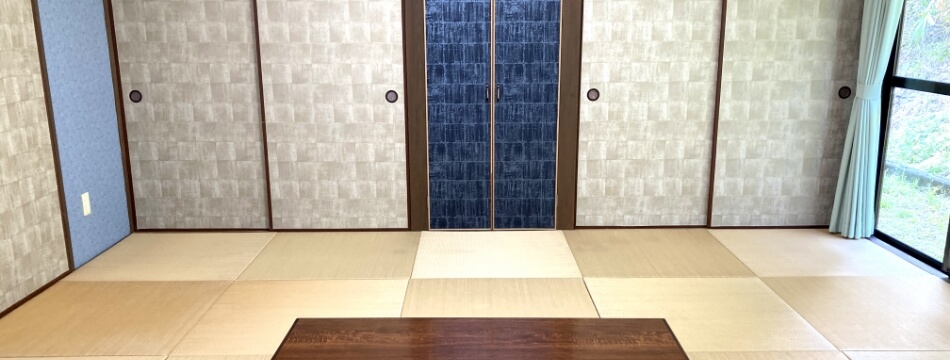 和　室