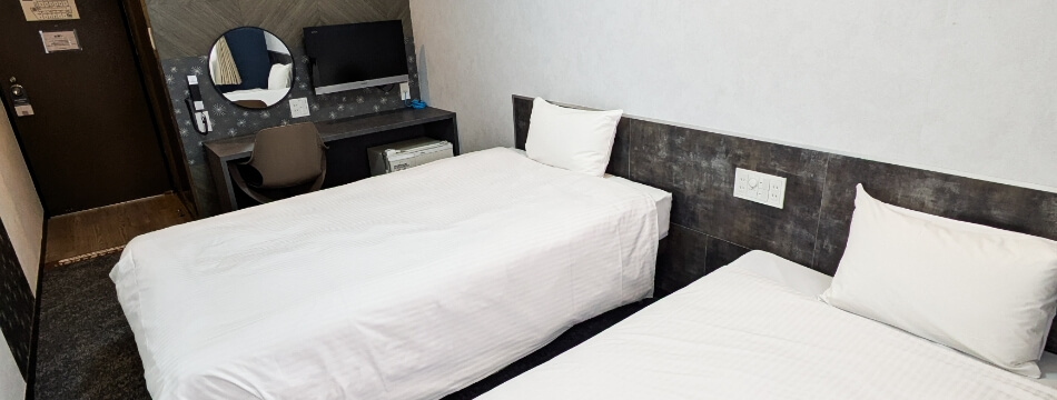 コンパクトツインルーム ソファ付き