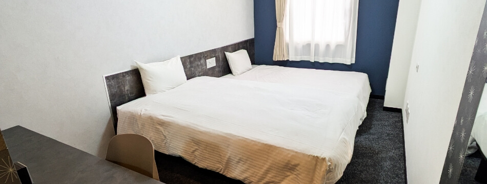 コンパクトツインルーム ソファ付き