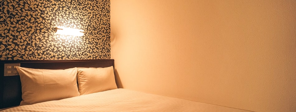 エコノミーセミダブルルーム