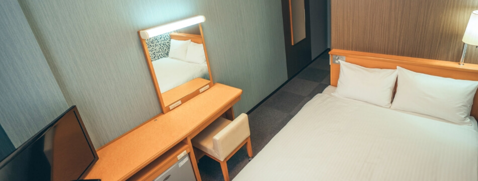 スタンダードセミダブルルーム