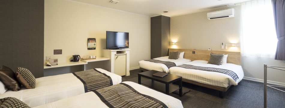 フォースルーム