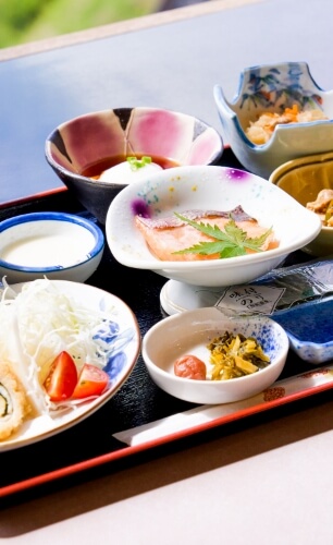 お食事