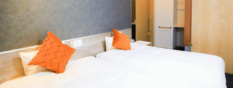 家族湯付き洋室